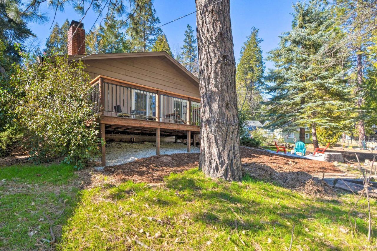 Sherwood Forest Cabin With Deck And Fire Pit! Twain Harte Экстерьер фото